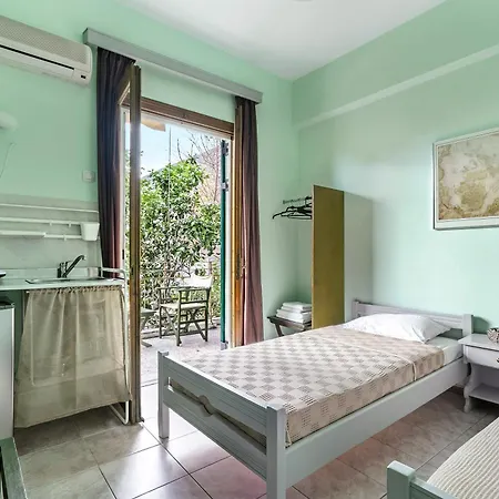 Old Boat Double 6 * Nikiana